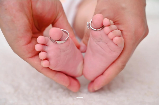 哈尔滨宝宝发烧手心比额头烫